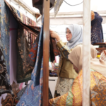 Produk Berbahan Limbah Raup Omzet Puluhan Juta, Nawal Yasin Bangga UMKM Jateng Kian Mendunia
