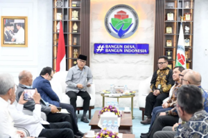 Gandeng BPJS Ketenagakerjaan, Kemendes Bakal Lindungi Pekerja Informal Desa